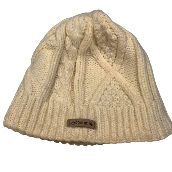 COLUMBIA WHITE FLORAL KNIT BEANIE HAT WOMEN'S one size - Picture 1 of 5